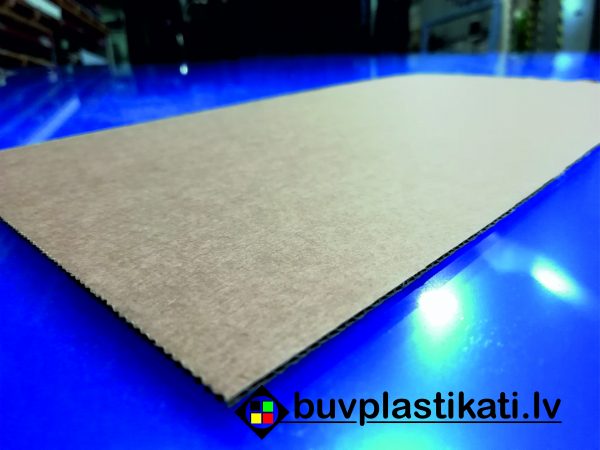 Gofrētais kartons brūns/brūns kraftline1500x2500x1.5mm 3-slāņu